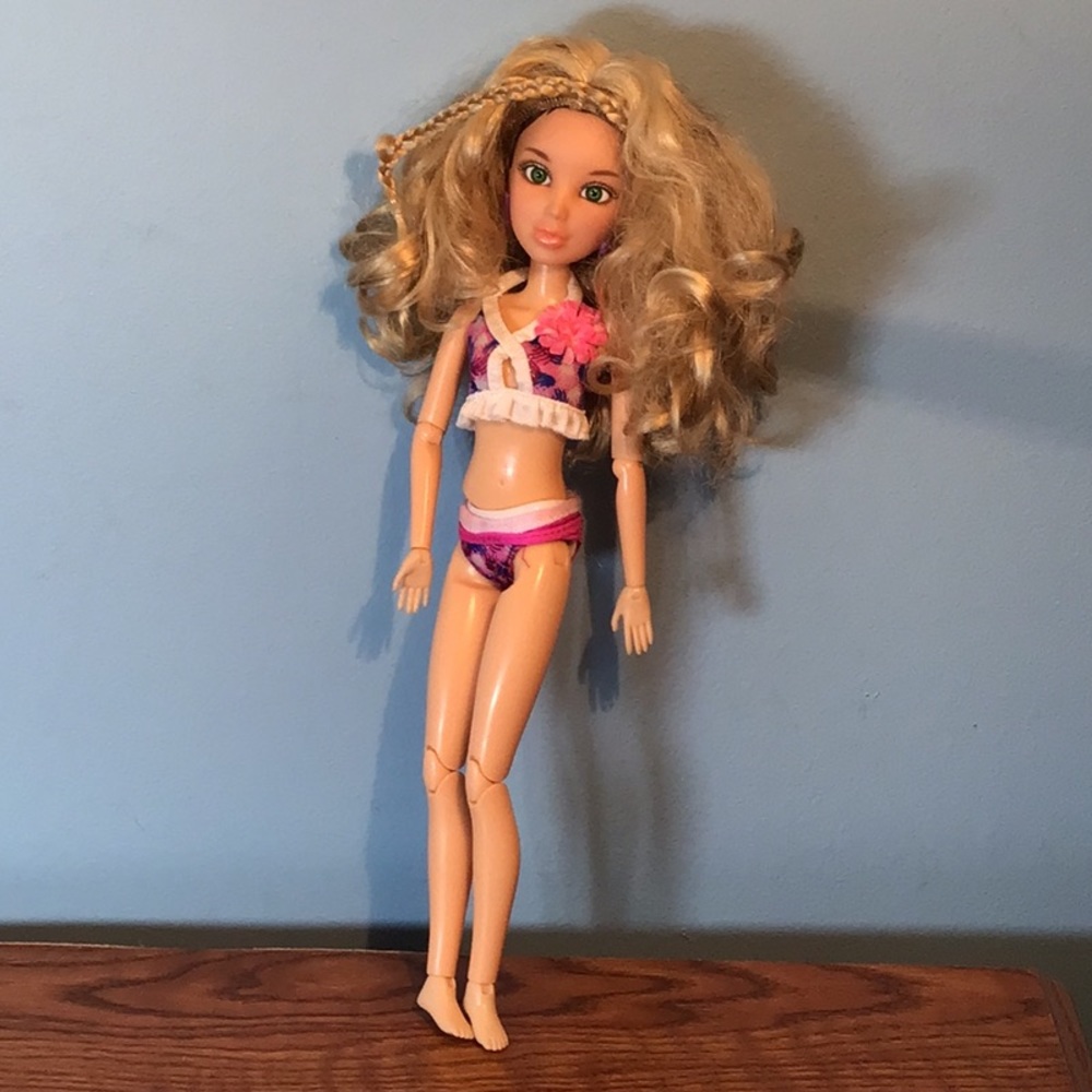 Liv doll